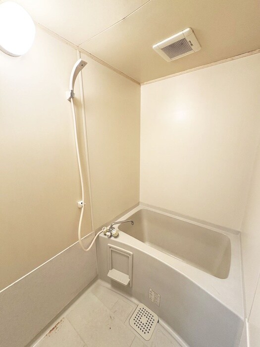 物件内観写真8　(バス／シャワールーム等)