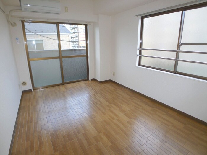 物件内観写真6　(居室)