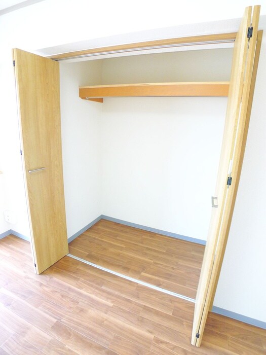 物件内観写真11　(収納)