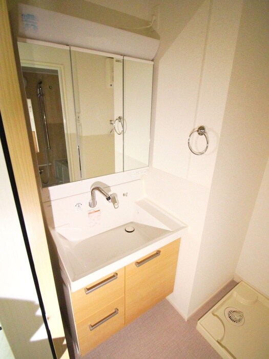 物件内観写真13　(洗面)