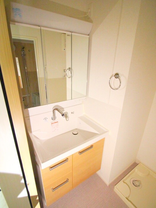 物件内観写真13　(洗面)