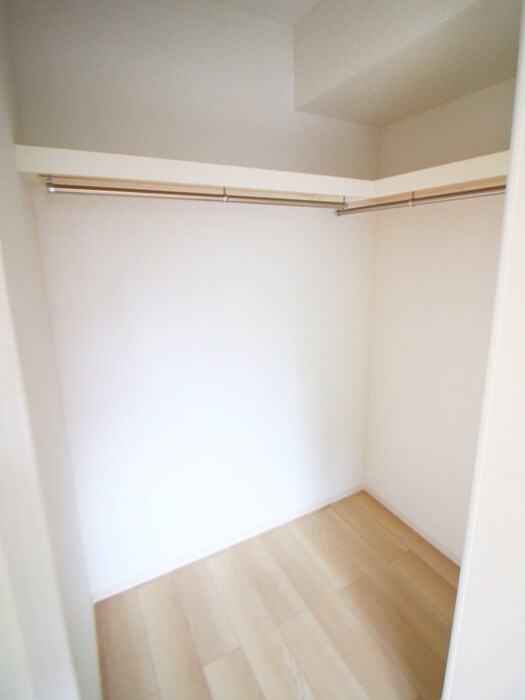 物件内観写真16　(収納)