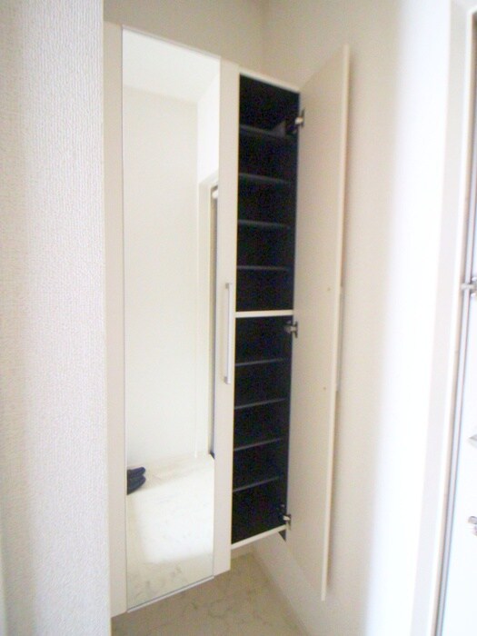 物件内観写真20　(靴箱)