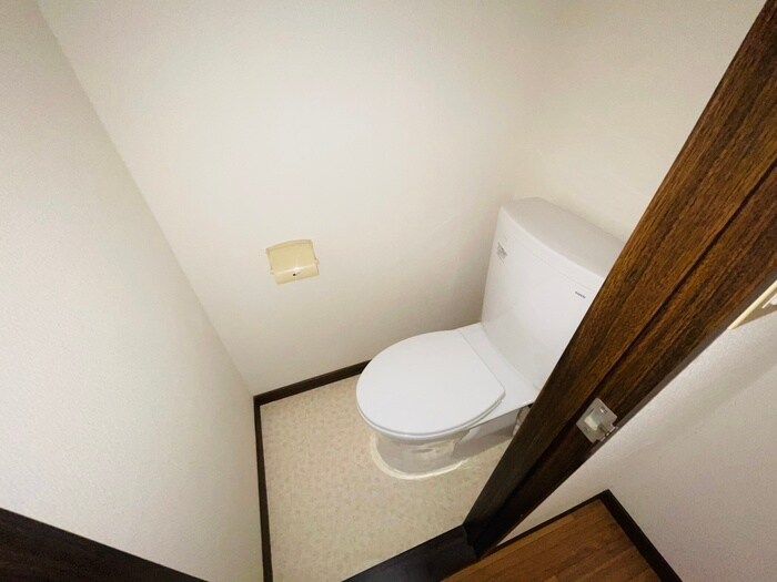 物件内観写真11　(トイレ)