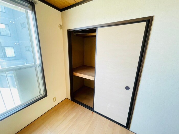 物件内観写真17　(収納)