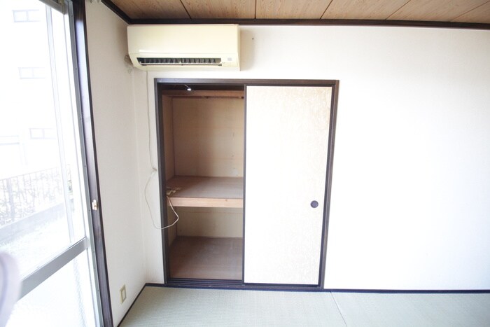 物件内観写真18　(収納)