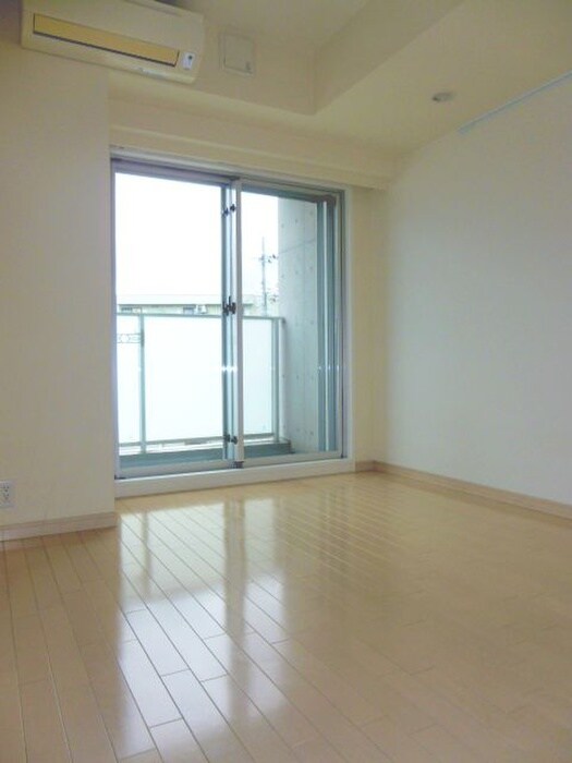 物件内観写真11　(居室)