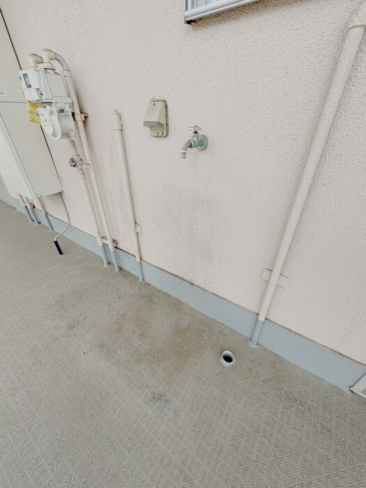 物件内観写真17　(洗濯機置場)