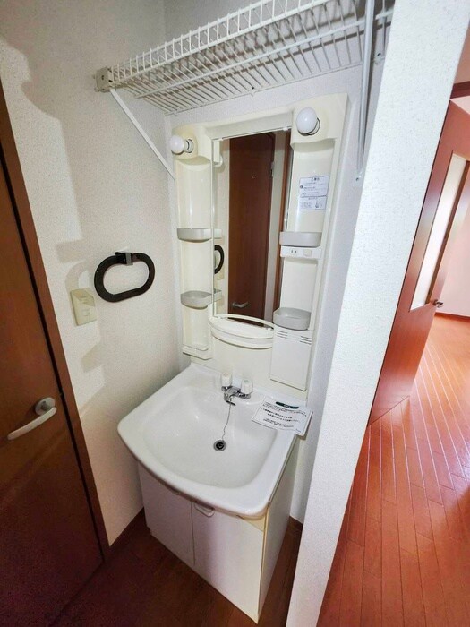 物件内観写真12　(洗面)