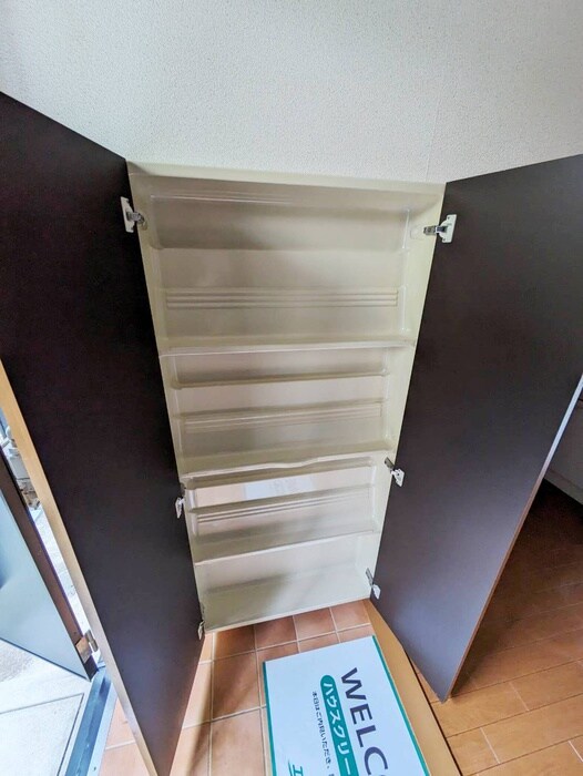 物件内観写真16　(靴箱)