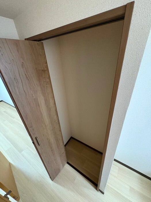 物件内観写真11　(収納)