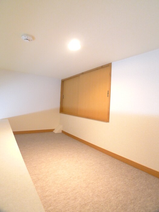 物件内観写真12　(ロフト)