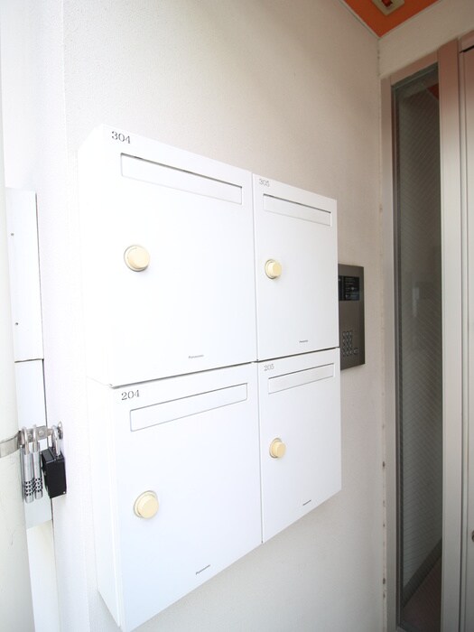 物件外観写真4　(建物設備)