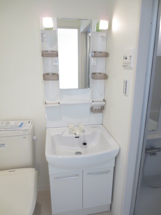 物件内観写真10　(洗面)