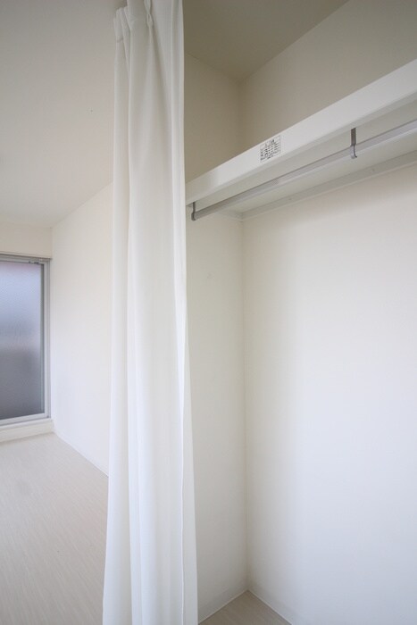 物件内観写真13　(収納)