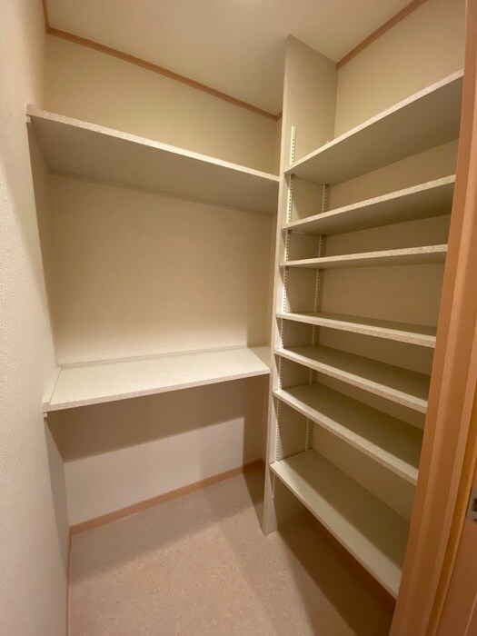 物件内観写真14　(靴箱)