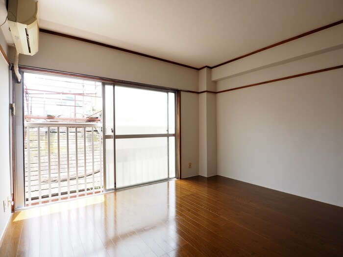 物件内観写真6　(居室)