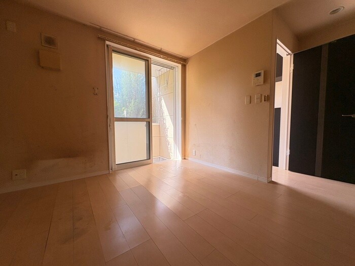 物件内観写真10　(居室)