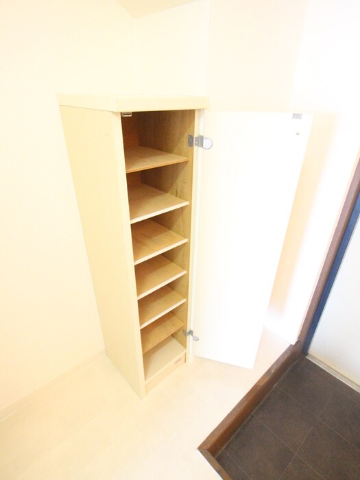 物件内観写真19　(靴箱)