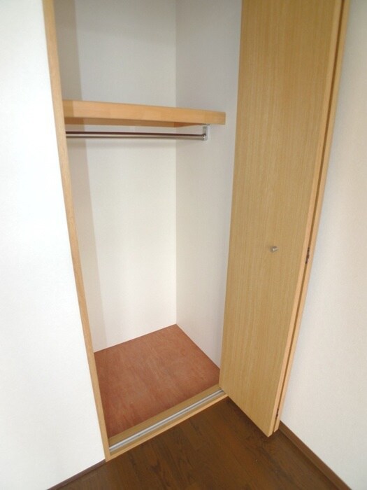 物件内観写真8　(収納)