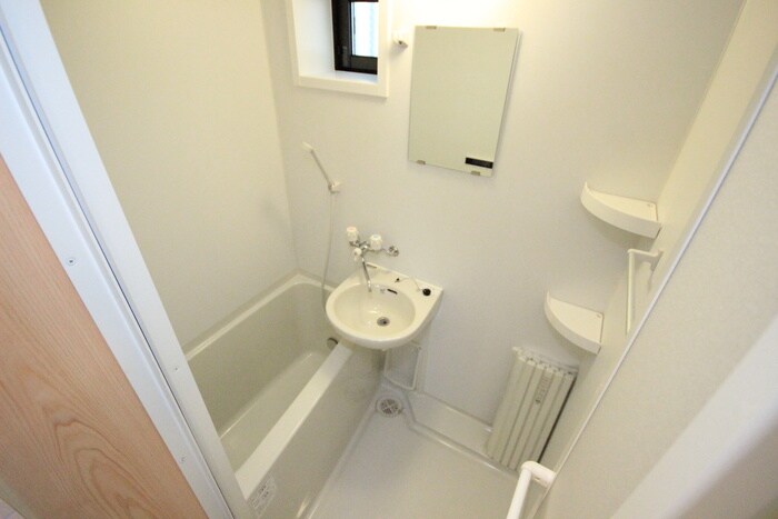 物件内観写真11　(バス／シャワールーム等)