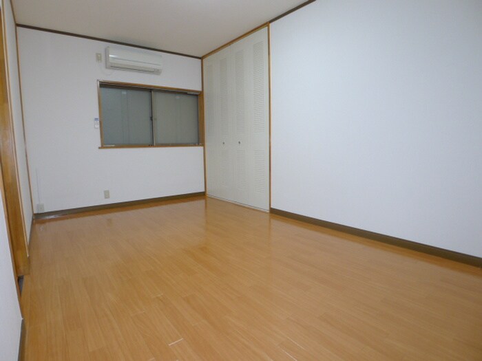 物件内観写真11　(居室)