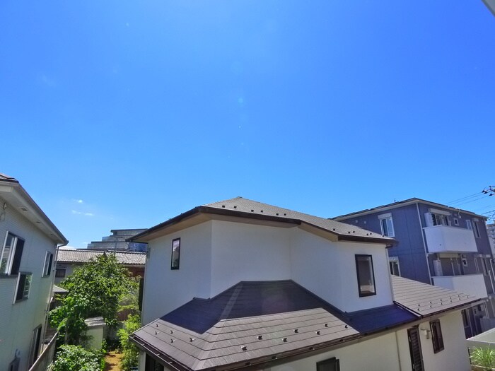 物件内観写真22　(室内からの展望)