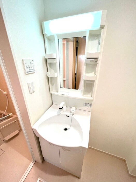 物件内観写真10　(洗面)