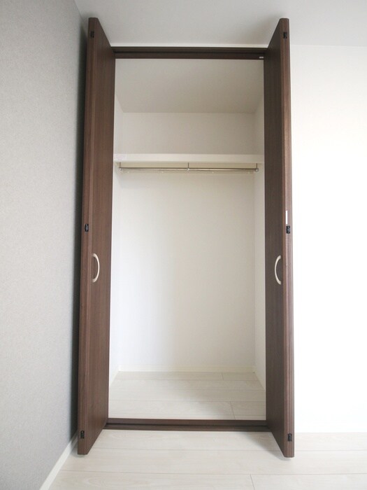 物件内観写真10　(収納)