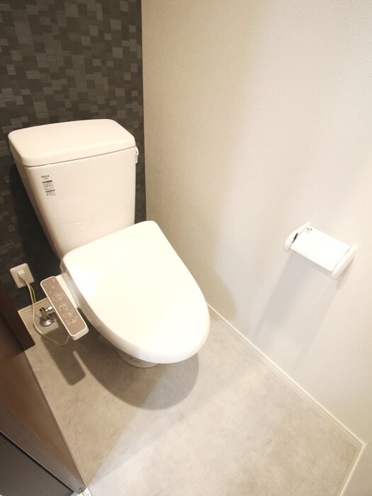 物件内観写真14　(トイレ)