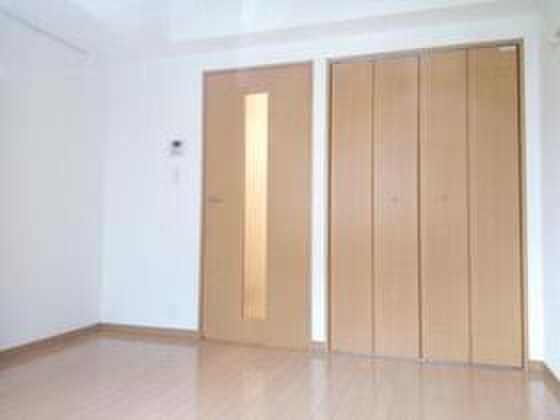 物件内観写真10　(居室)