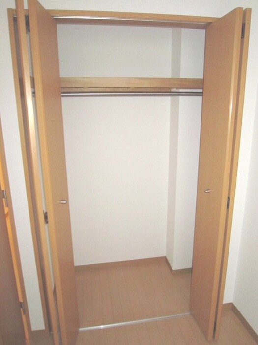 物件内観写真11　(収納)