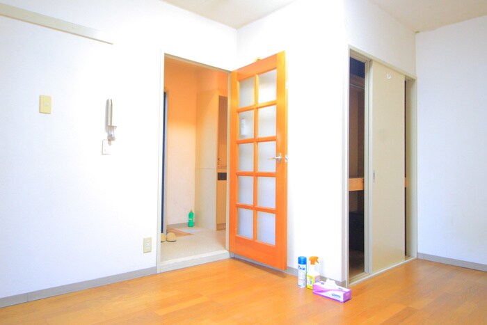 物件内観写真13　(居室)