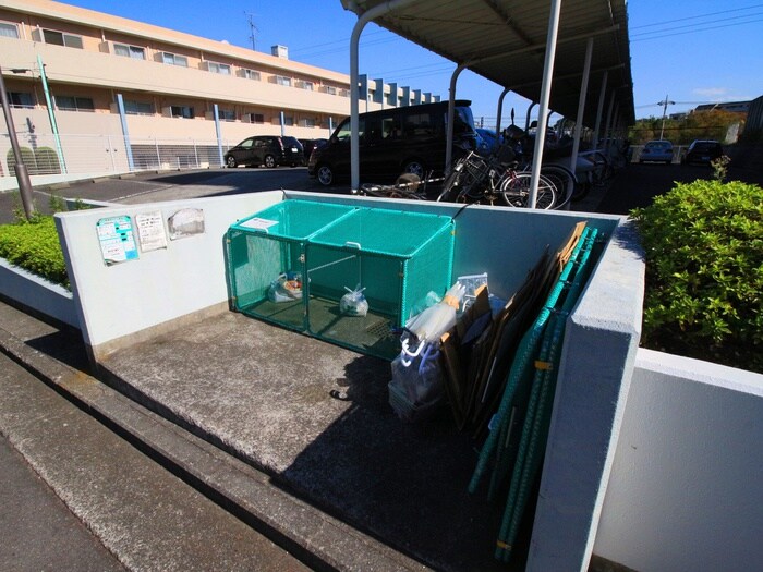 物件外観写真6　(周辺環境)