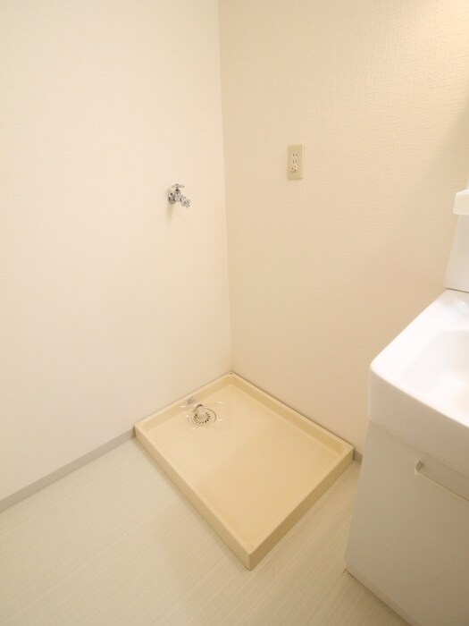 物件内観写真22　(洗濯機置場)