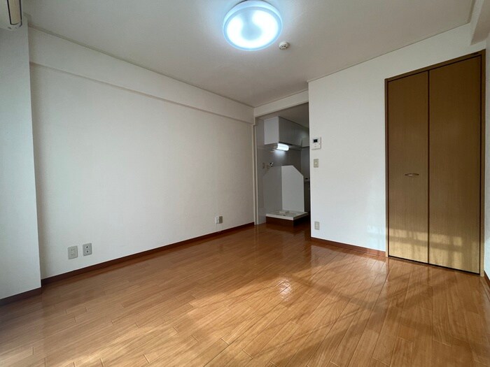 物件内観写真8　(内観写真)