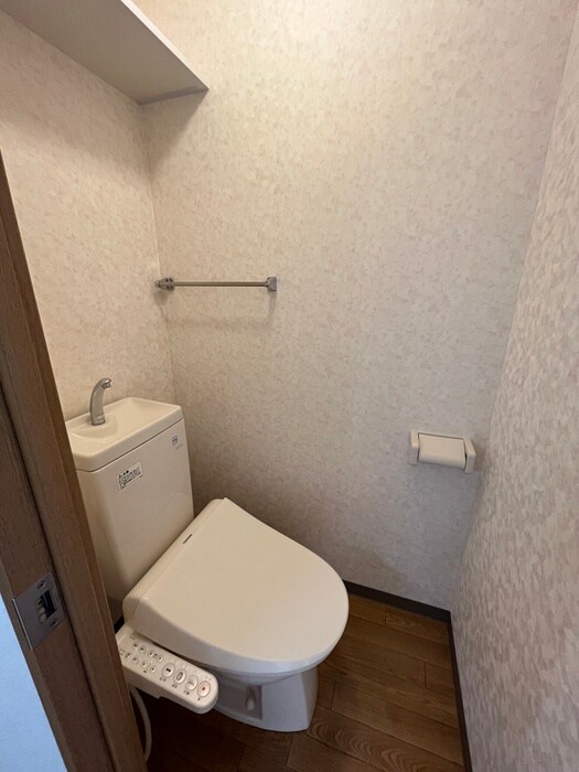 物件内観写真12　(トイレ)