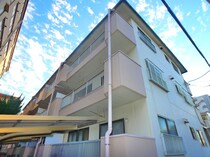 越ゴールデンフラットの外観写真