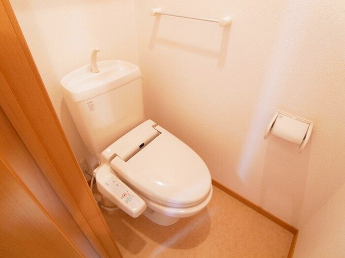 物件内観写真5　(トイレ)