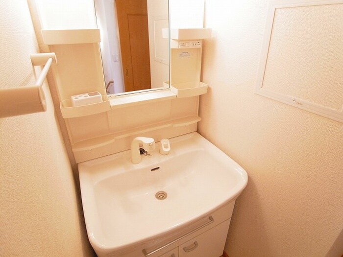 物件内観写真6　(洗面)