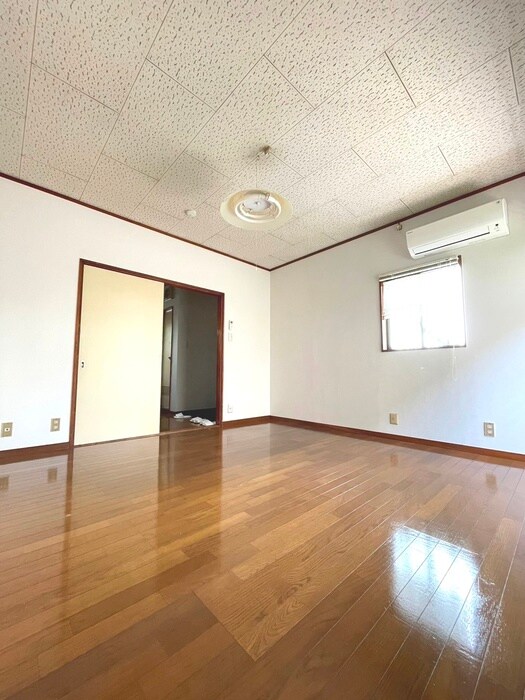 物件内観写真6　(居室)