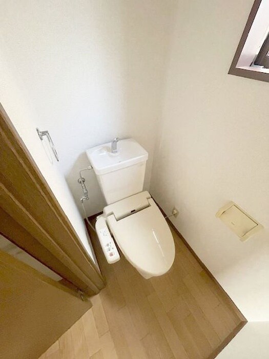 物件内観写真15　(トイレ)