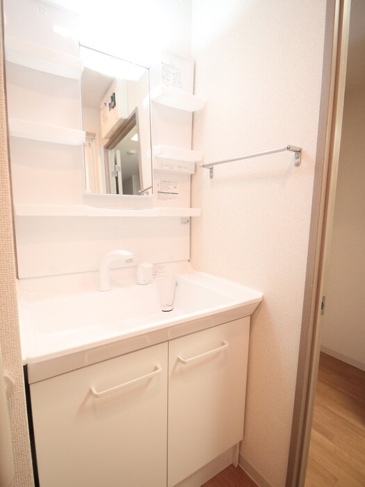 物件内観写真12　(洗面)