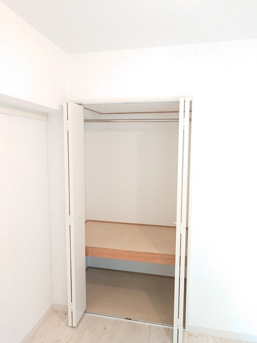 物件内観写真10　(収納)