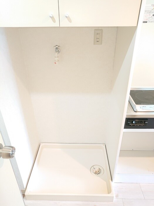 物件内観写真13　(洗濯機置場)