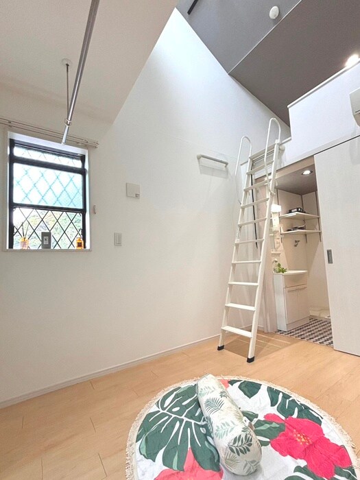 物件内観写真8　(居室)