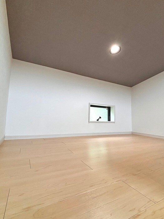 物件内観写真9　(ロフト)