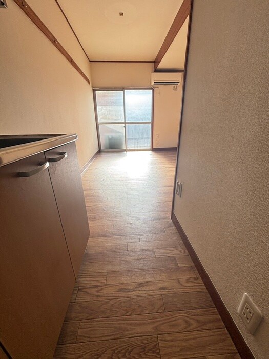 物件内観写真11　(居室)