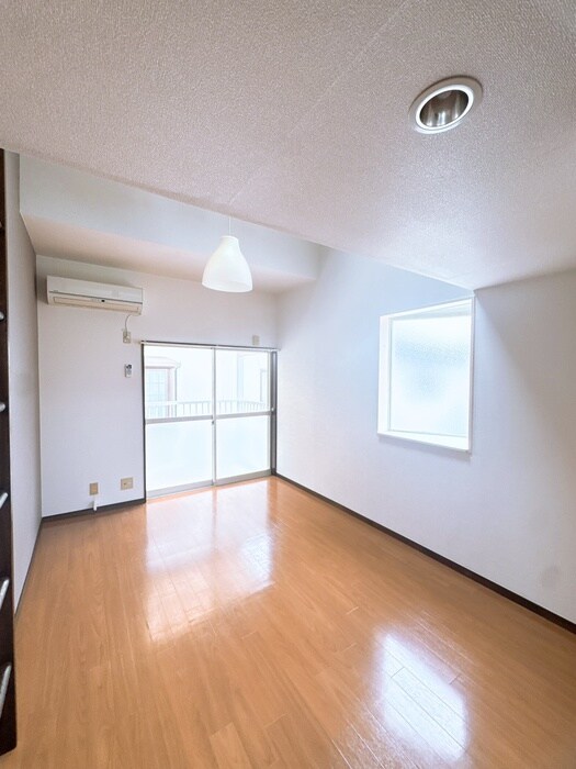 物件内観写真12　(居室)