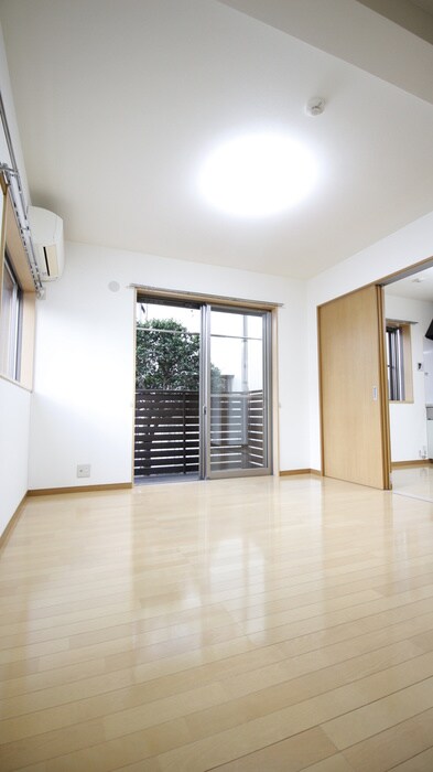 物件内観写真14　(居室)